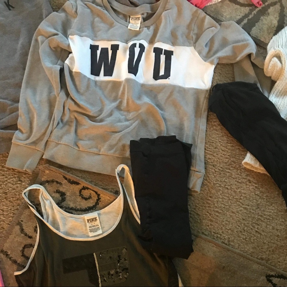Wvu vs pink pullover sweater (1item)
